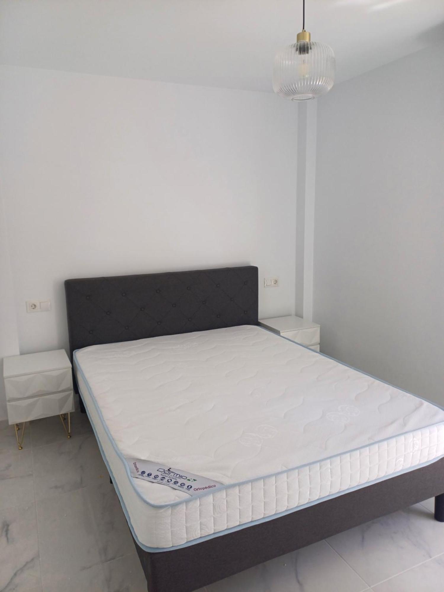Beautiful Beachfront Newly Renovated 2 Bedroom Apartment With Swimming Pool And Garden San Luis de Sabinillas Exterior foto